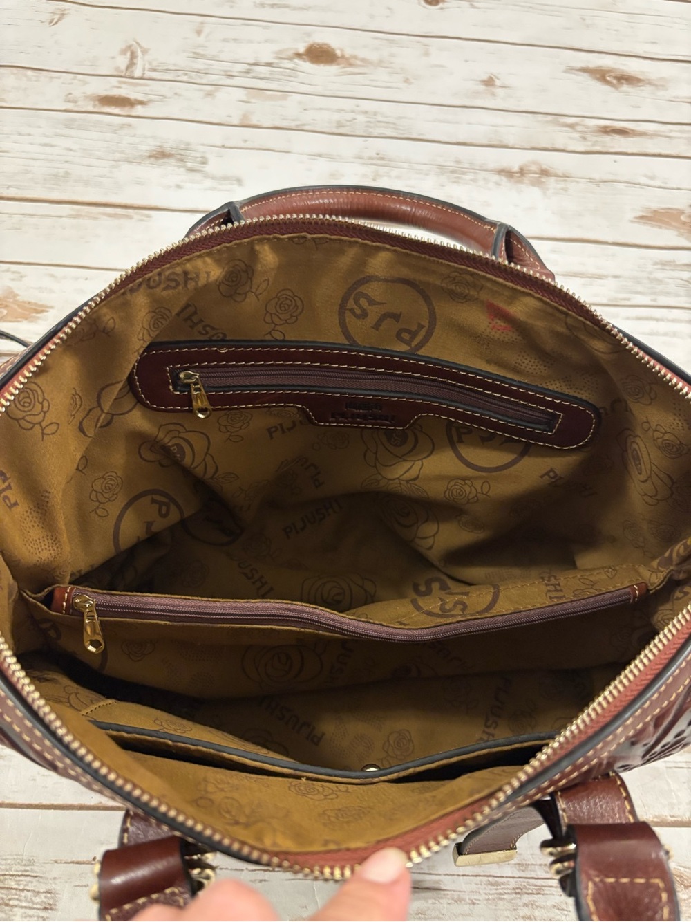 PIJUSHI Embossed Genuine Brown Leather Satchel and Crossbody Bag/Wristlet Set - Picture 7 of 16